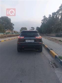 جیپ شیرۆکی